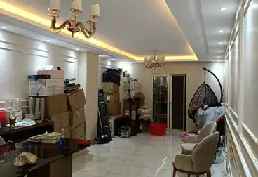 شقق للبيع - 3 غرف - بالدور 4