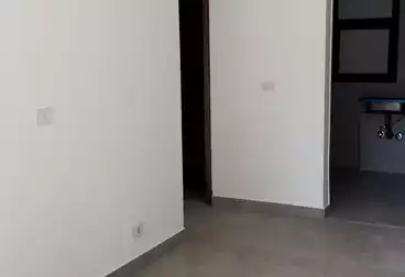 Apartments For sale - 2 rooms - floor 1