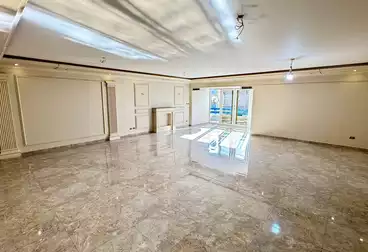 شقق للإيجار - 4 غرف - بالدور 8