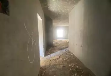Apartments For sale - 3 rooms - floor 1