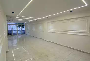 Apartments For sale - 3 rooms - floor 1