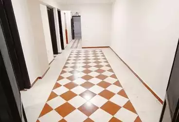 Apartments For sale - 2 rooms - floor 1
