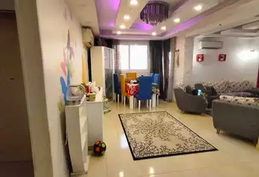 Apartments For sale - 3 rooms - floor 9