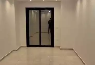 Apartments For rent - 2 rooms - floor 8