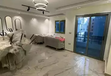 Apartments For sale - 3 rooms - floor 2
