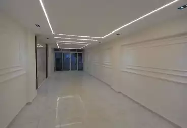 Apartments For sale - 3 rooms - floor 1
