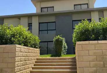 Apartment with Garden For sale - 3 rooms - floor 0