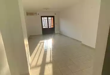 Apartments For sale - 3 rooms - floor 4