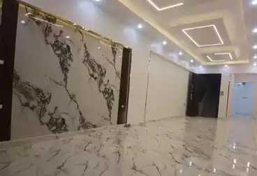 Apartments For sale - 3 rooms - floor 2