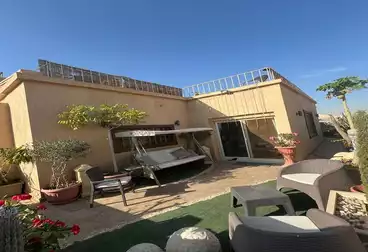 Penthouse For sale - 4 rooms - floor 4