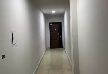 Apartments For sale - 2 rooms - floor 1
