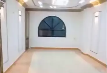 Apartments For sale - 2 rooms - floor 4