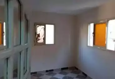 Apartments For sale - 2 rooms - floor 5