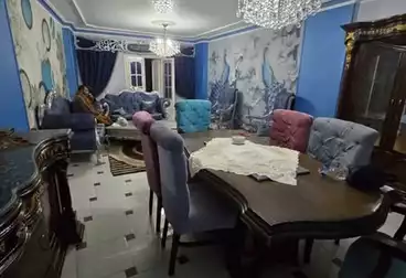 Furnished Apartment For sale - 3 rooms - floor 5