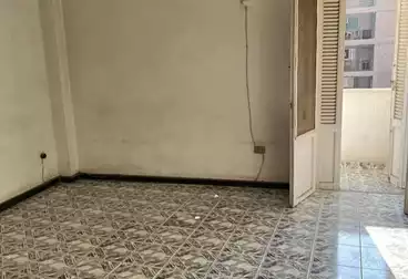 Apartments For sale - 3 rooms - floor 5