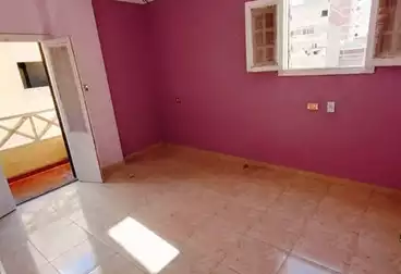 Apartments For sale - 2 rooms - floor 5