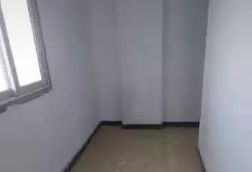 Apartments For sale - 2 rooms - floor 5