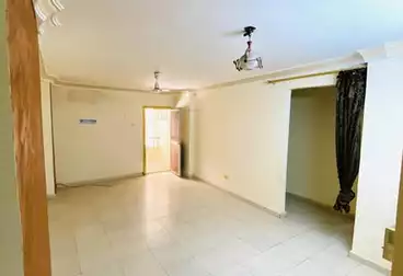 Apartments For sale - 3 rooms - floor 1