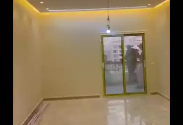 Apartments For sale - 3 rooms - floor 5