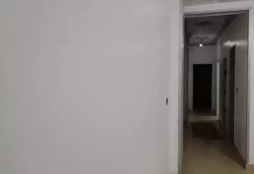Apartments For sale - 3 rooms - floor 4