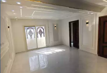 Apartments For sale - 3 rooms - floor 4