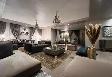Furnished Apartment For sale - 5 rooms - floor 3
