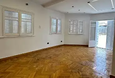 Apartments For sale - 2 rooms - floor 7