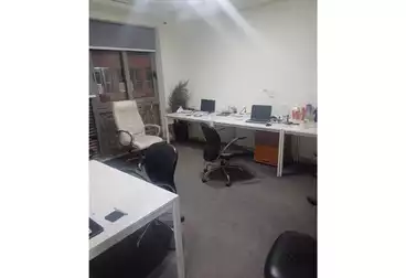 Administrative For rent - 3 rooms - floor 2