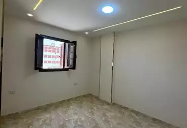 Apartments For sale - 2 rooms - floor 8
