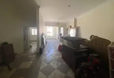 undefined undefined - 2 rooms - floor 6