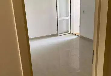 Apartments For sale - 4 rooms - floor 1