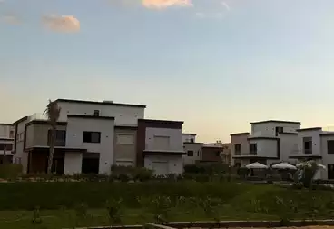 Villas For sale - 4 rooms