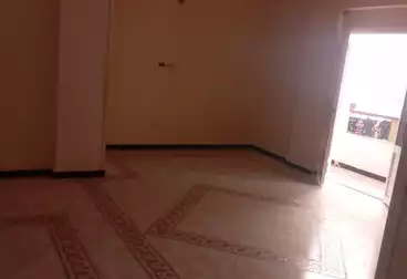 Apartments For sale - 2 rooms - floor 4