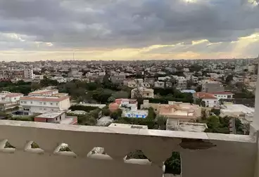 Apartments For sale - 2 rooms - floor 11