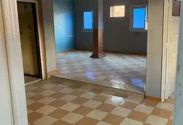 Apartments For sale - 2 rooms - floor 5