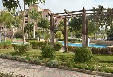 Apartment with Garden For sale - 3 rooms - floor 0