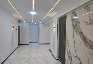 Apartments For sale - 3 rooms - floor 3