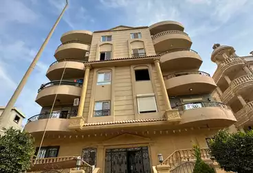 Apartments For sale - 3 rooms - floor 1