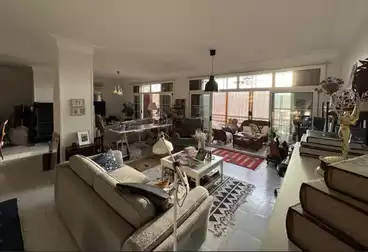 Apartments For sale - 3 rooms - floor 4