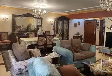 Apartments For sale - 3 rooms - floor 8