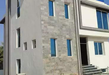 Properties For sale - 6 rooms