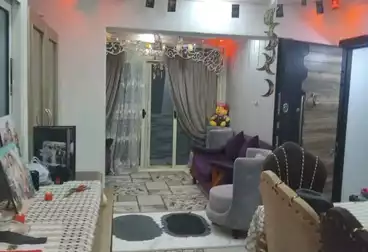 Apartments For sale - 2 rooms - floor 5
