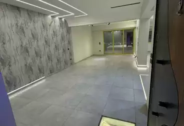 Apartments For sale - 3 rooms - floor 4
