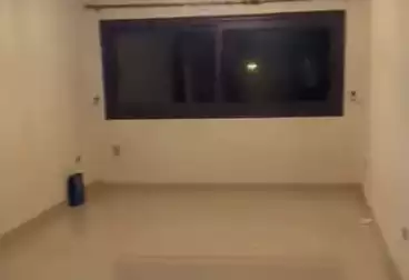 Apartments For sale - 3 rooms - floor 4