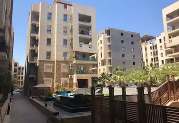 Apartments For sale - 3 rooms - floor 1