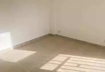 undefined undefined - 2 rooms - floor 4