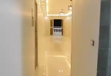 Apartments For rent - 3 rooms - floor 9