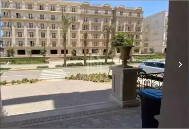Apartments For sale - 3 rooms - floor 1