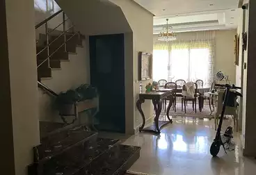 Town House For sale - 5 rooms