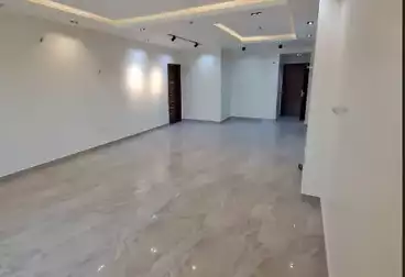 Apartments For sale - 3 rooms - floor 1